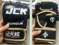 Găng tay đấm bốc MMA